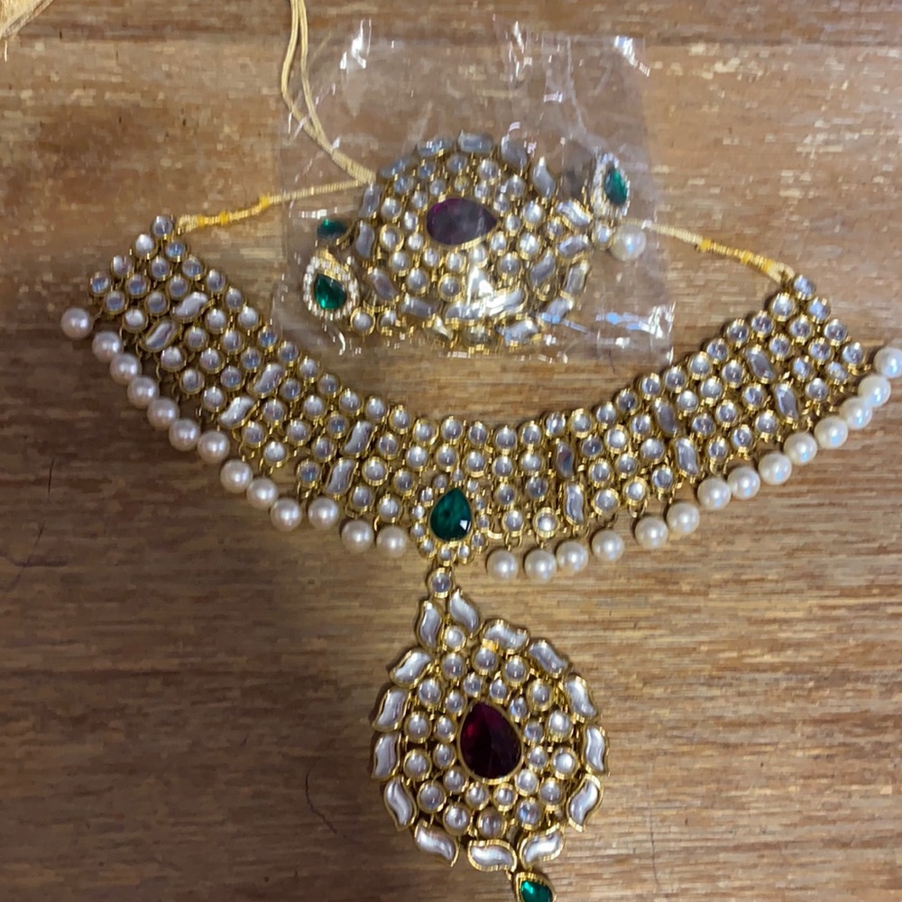 Indian jewelry set